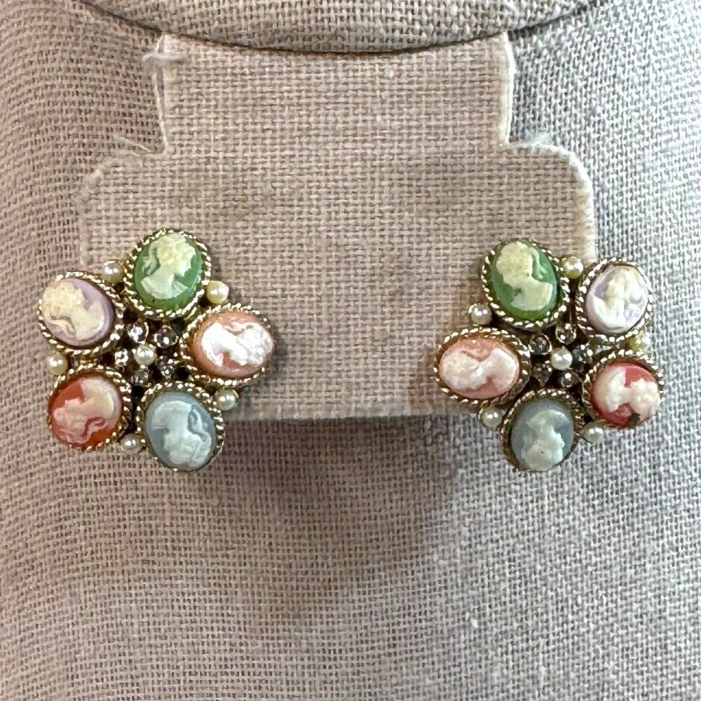 Vintage Pastel Cameo Seed Pearl Gold Tone Clip Earrings Graziano Signed RARE